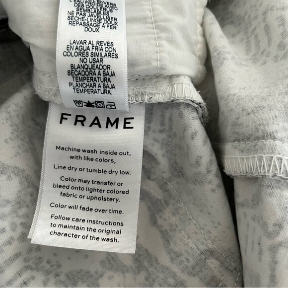 FRAME Le Mini Python Print Denim Mini Skirt Grey/Black/White, Size 26 NWOT - Picture 13 of 15